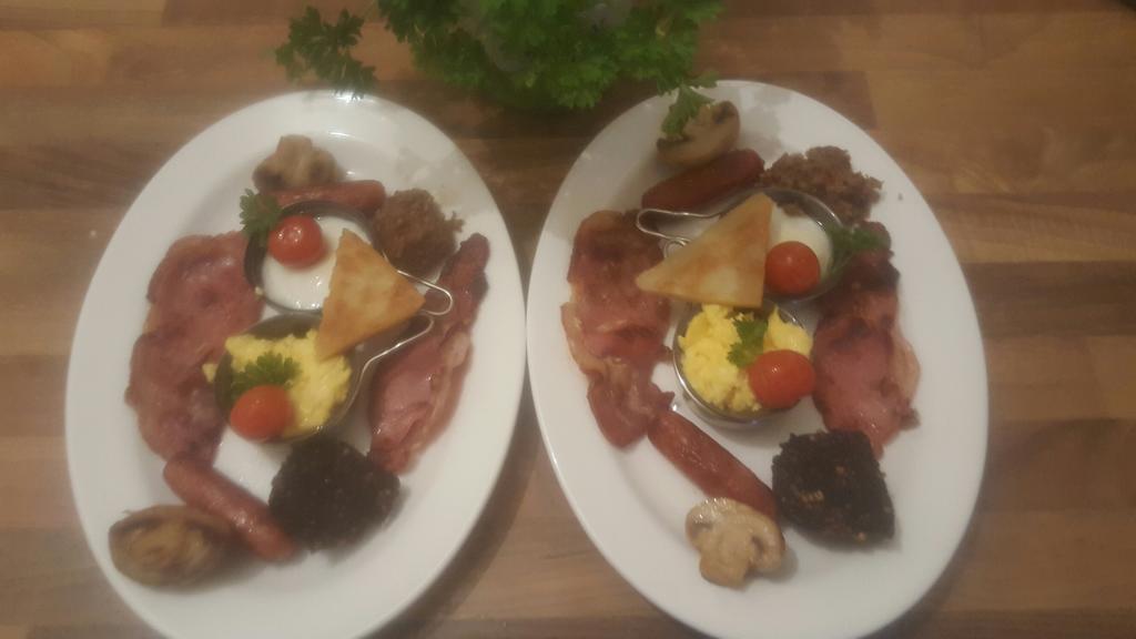 Creedons Traditional Irish Welcome Inn B&B 코크 외부 사진
