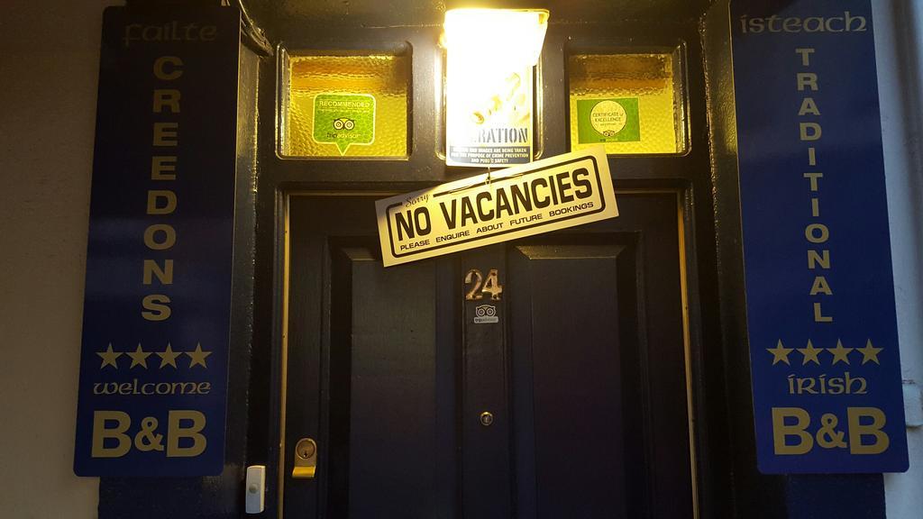 Creedons Traditional Irish Welcome Inn B&B 코크 외부 사진